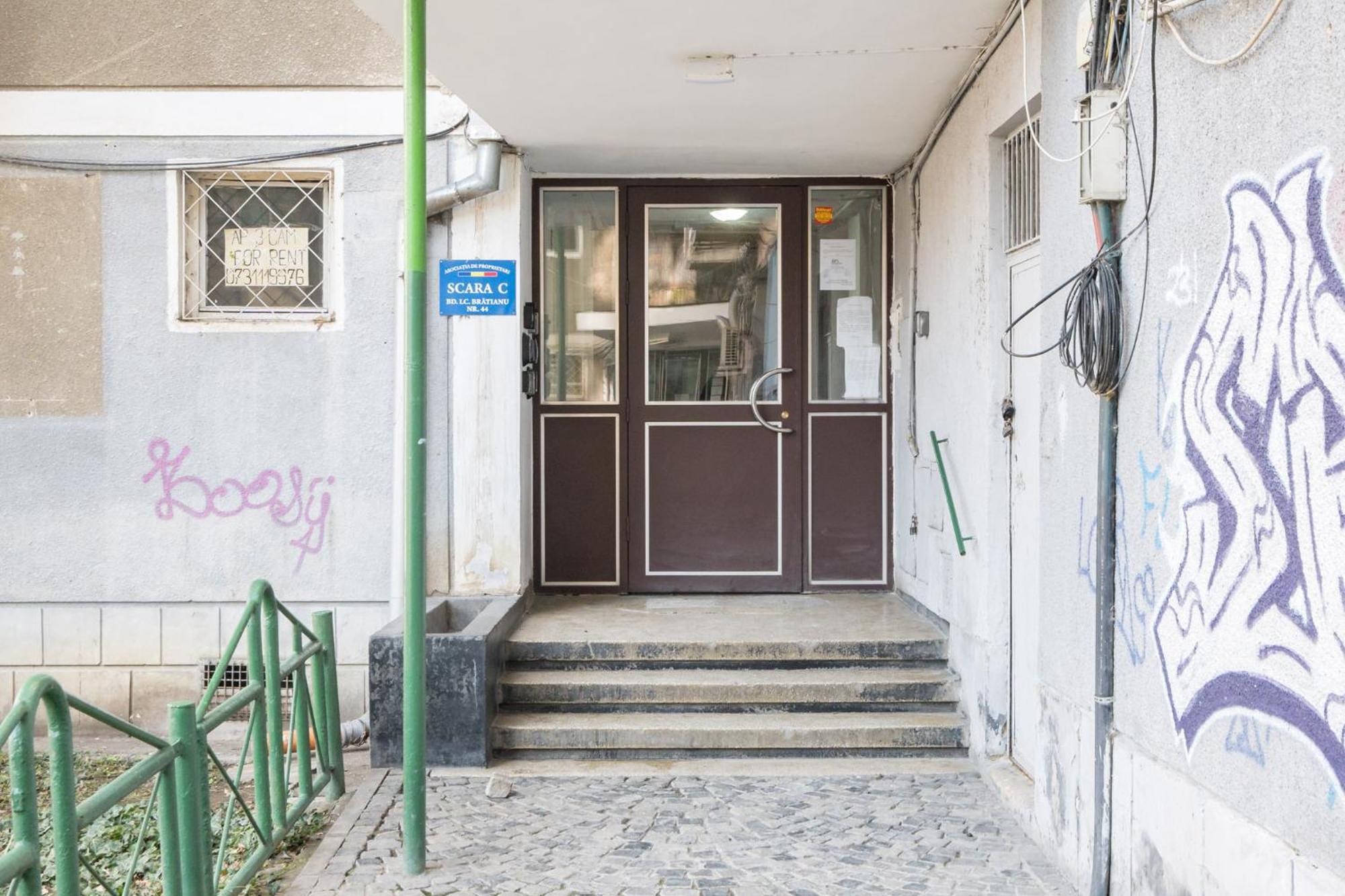 Central Aesthetic Apartment Bucarest Exterior foto